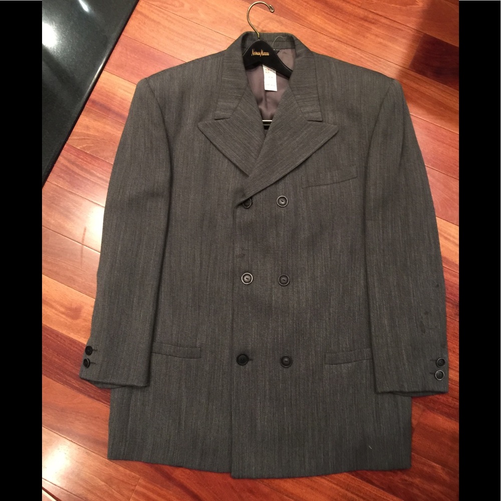 Vintage Gianni Versace 6 button DB Suit Sz: 52